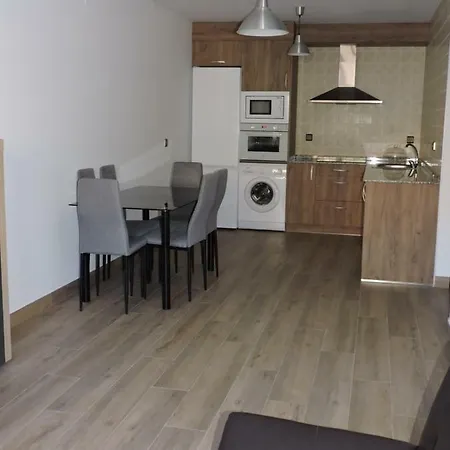 El Tranco Apartment *